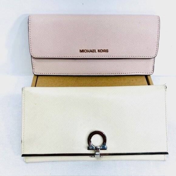 Salvatore Ferragamo Handbags - 2)Women  Leathers Wallet Beige Bifo Salvatore Ferragamo  Cream & Micheal Kors(14